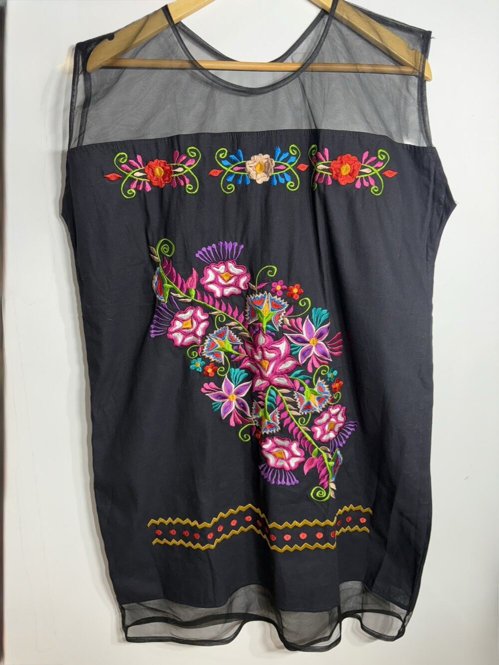Women’s Dress Mexican Embroidered Flower Linen Size Large